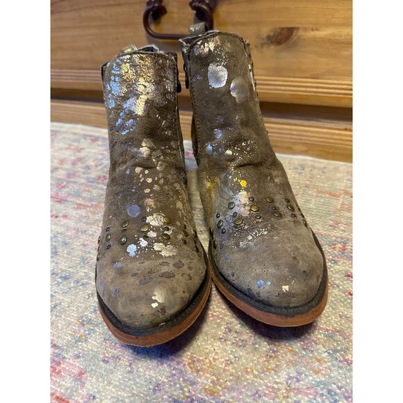 Liberty Black Distressed Pain Spltter Metallic Leather Boots 10.5 - Picture 3 of 13
